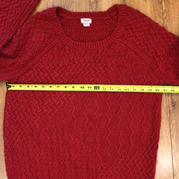 Mossimo sweater with cables and sparkle threads - Picture 3 of 6